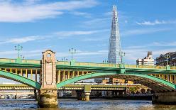 London 3424