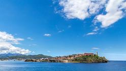 Elba-Faehre-Portoferraio-J15-0278