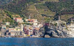 Vernazza-J17-3816