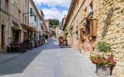 CASTIGLIONE D'PESCAIA-J16-3587