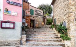 CASTIGLIONE D'PESCAIA-J16-3595