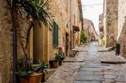 CASTIGLIONE D'PESCAIA-J16-3605